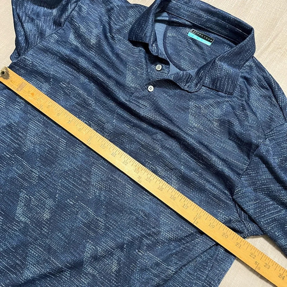 PGA Tour men’s golf polo size Large Blus brushed camo print lightweight wicking - Picture 6 of 7